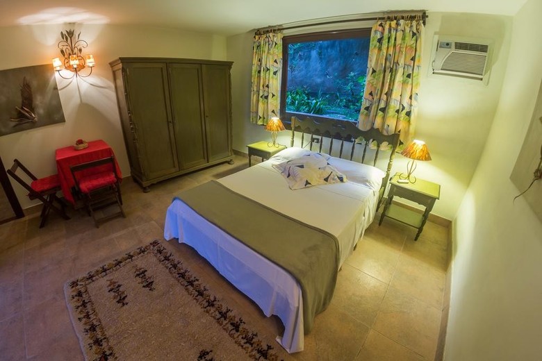 Bed & Breakfast Anfiteatro Tropical