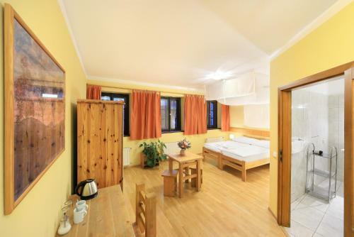 Hotel Garni My?� D�ra