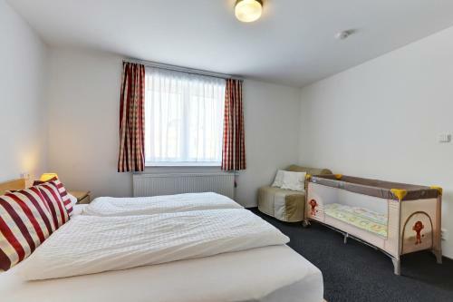 Apartamentos Pension ?esk�