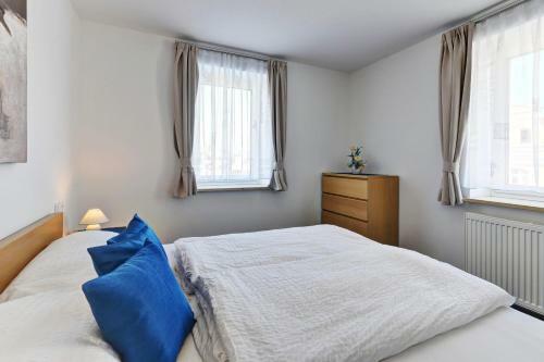 Apartamentos Pension ?esk�