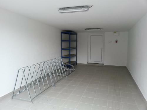 Apartamentos Pension ?esk�