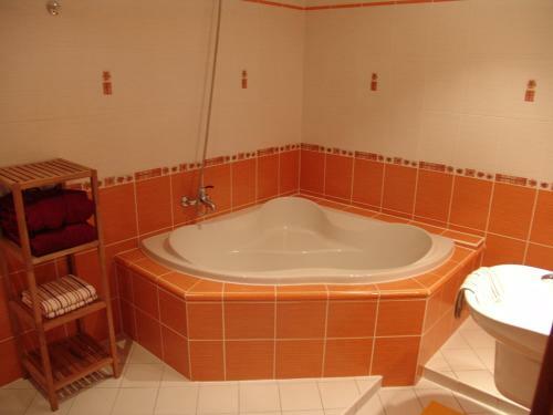 Hostal Pension Three