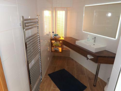 Hostal Pension Three