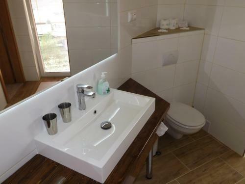 Hostal Pension Three