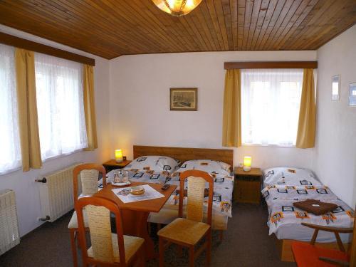 Hostal Pension Faema