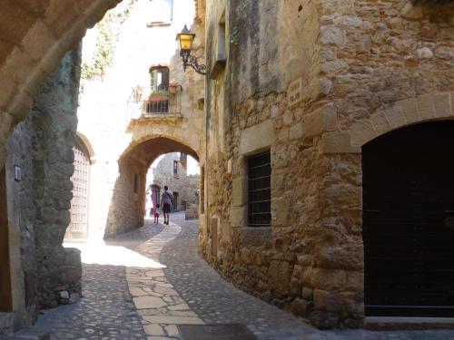 Three-bedroom Apartment Pals Girona 1