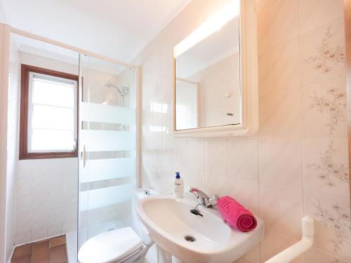 Three-bedroom Apartment Pals Girona 1