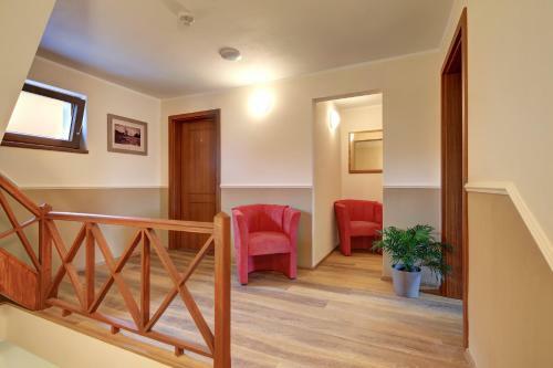 Hostal Pension H.blatn�