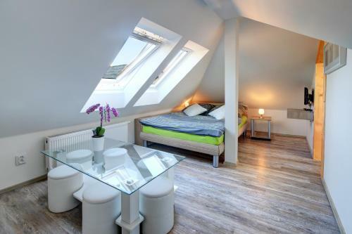 Hostal Pension H.blatn�