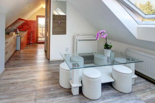 Hostal Pension H.blatn�