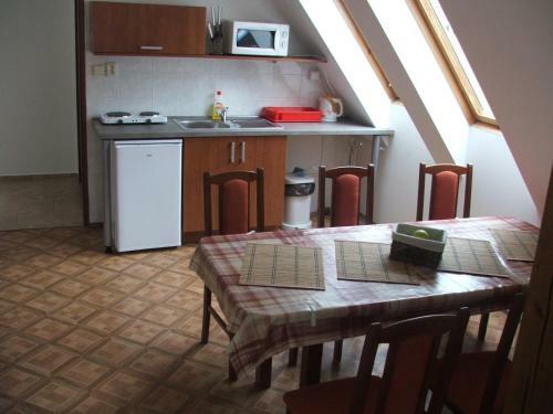 Pr�zdninov� D?m Josef?v D?l