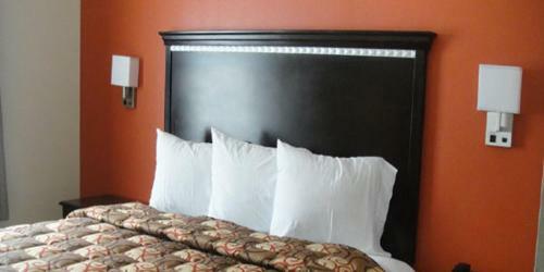 Hotel Regency Inn & Suites