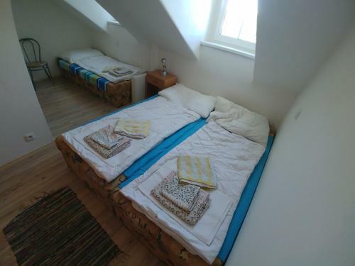 Albergue Kv Apartmans Var?avsk�