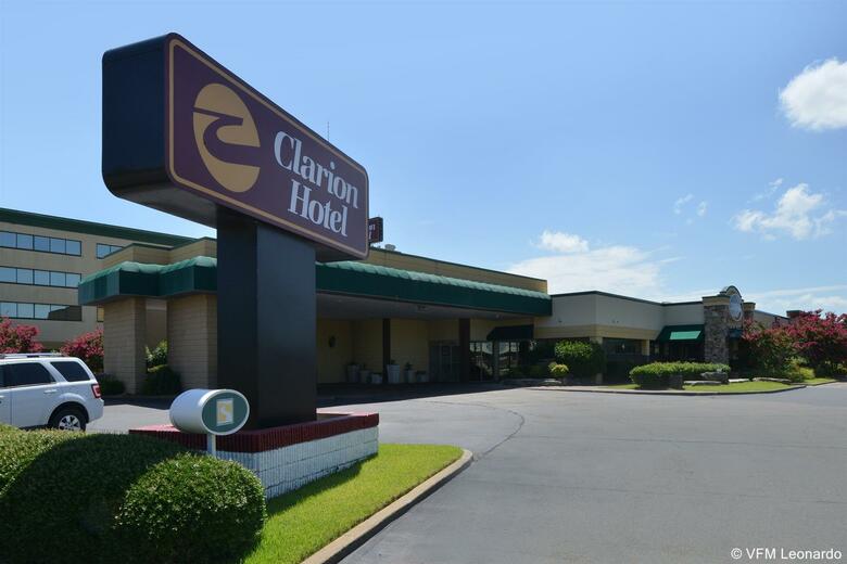 Clarion Hotel West Memphis