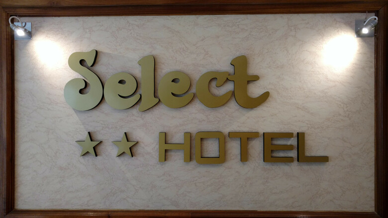 Hotel Select