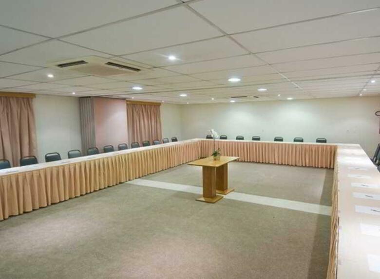 Hotel Matiz Bar�o Geraldo