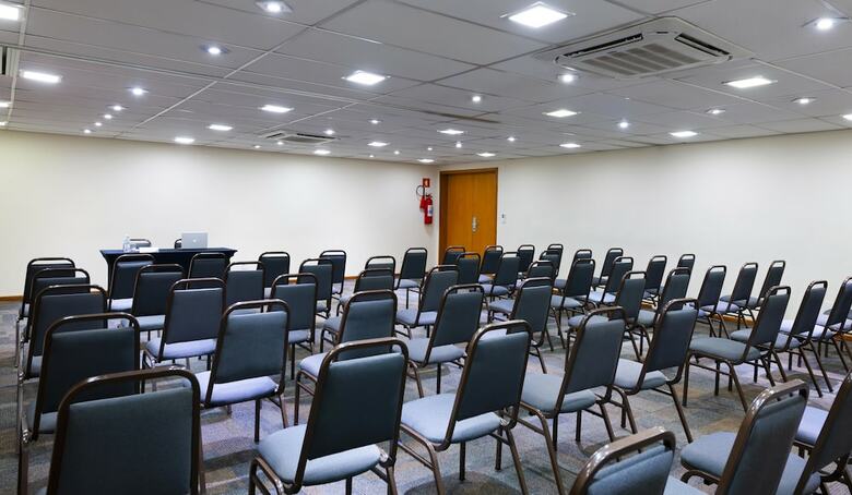 Hotel Matiz Bar�o Geraldo