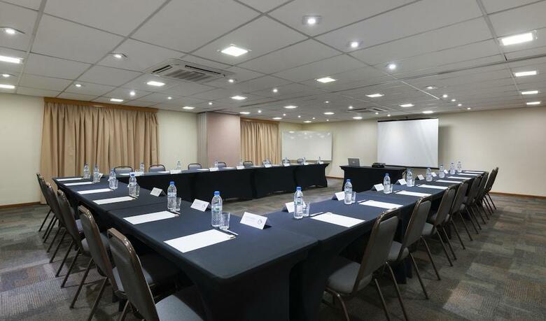 Hotel Matiz Bar�o Geraldo