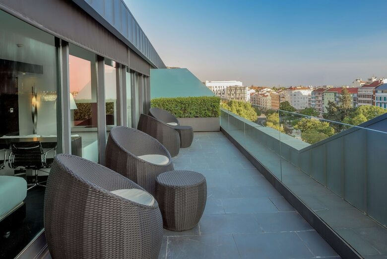 Hotel Double Tree Hilton Fontana