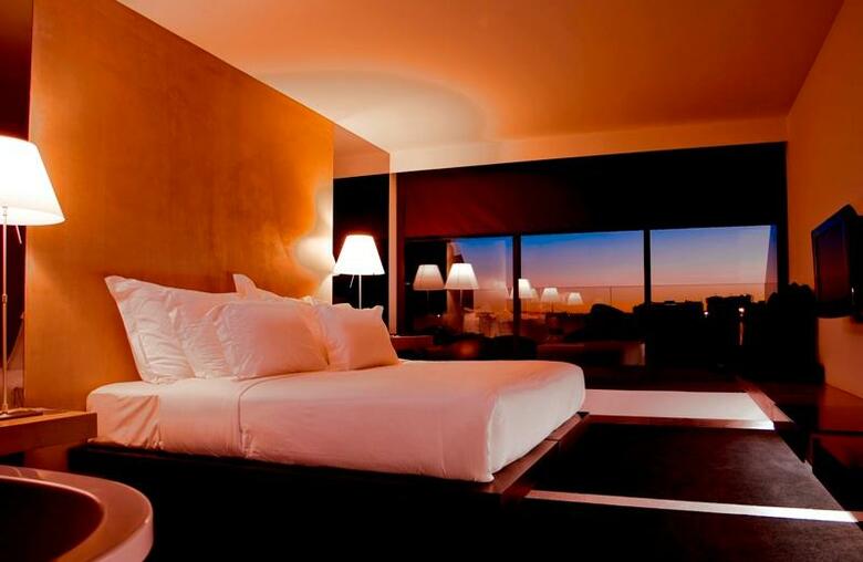 Hotel Double Tree Hilton Fontana