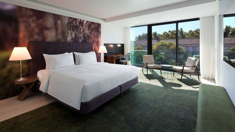 Hotel Double Tree Hilton Fontana