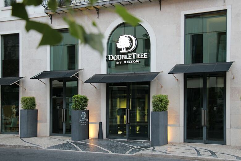 Hotel Double Tree Hilton Fontana