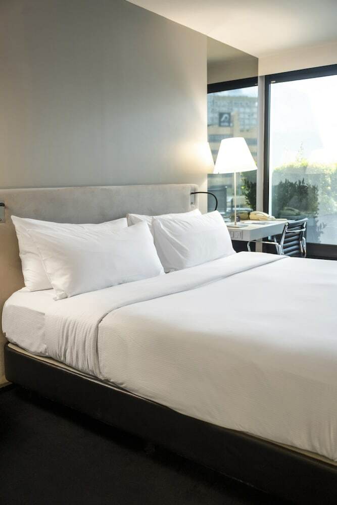 Hotel Double Tree Hilton Fontana