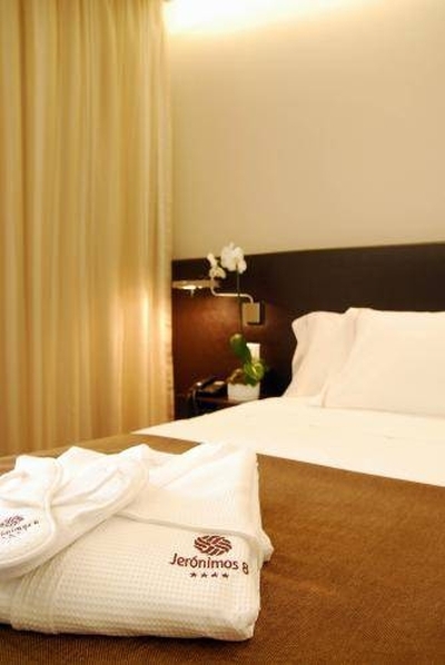 Hotel Jeronimos 8