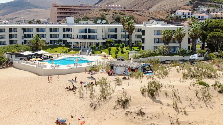 Aparthotel Vila Baleira Suites
