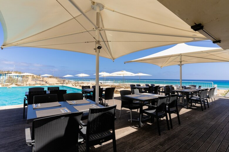 Aparthotel Vila Baleira Suites