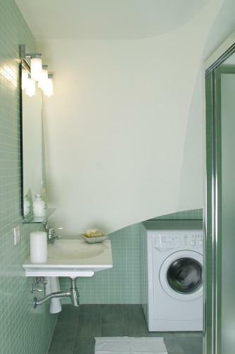 Classbedroom Apartments I