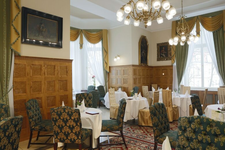 Hotel Bristol