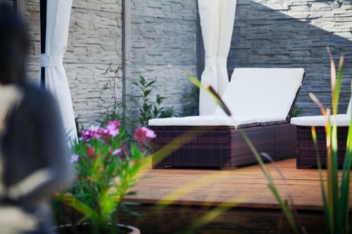 Pytloun Travel Hotel