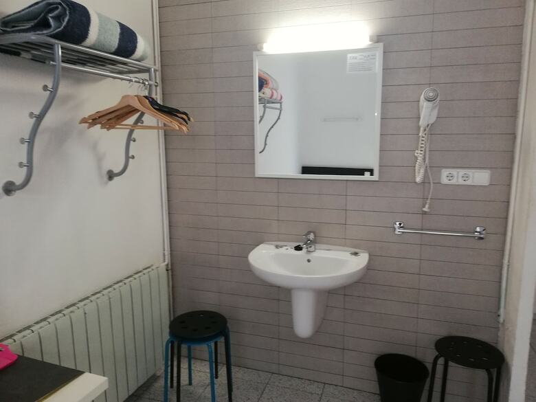 Hostal River