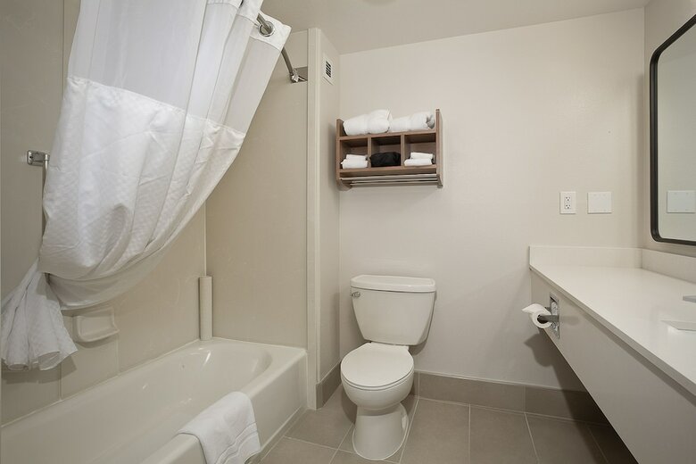 Hotel Hawthorn Suites By Wyndham-oakland/alameda
