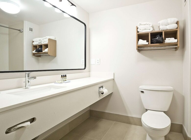 Hotel Hawthorn Suites By Wyndham-oakland/alameda