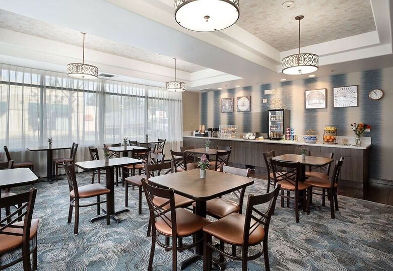 Hotel Hawthorn Suites By Wyndham-oakland/alameda