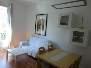 Claris Apartments