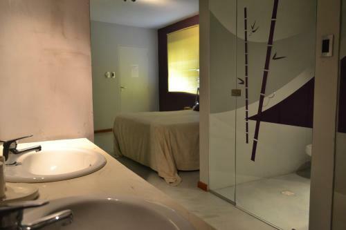 Bed & Breakfast Ca�as Suites Urbanas