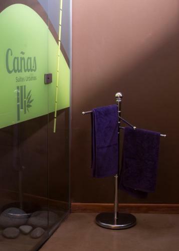 Bed & Breakfast Ca�as Suites Urbanas