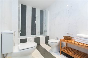 Ainb Sagrada Familia Apartments