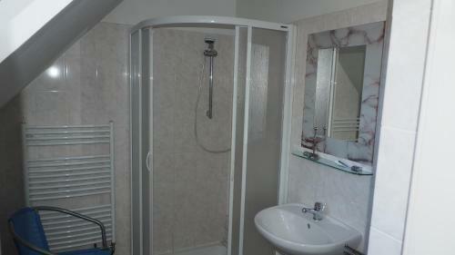 Hostal Holiday House Mal� Sk�la
