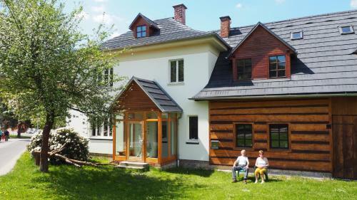 Hostal Holiday House Mal� Sk�la