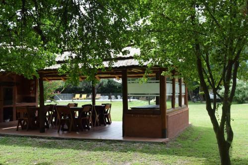 Lodge Caba�as La Curucucha