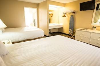 Hotel Anaheim Carriage Inn