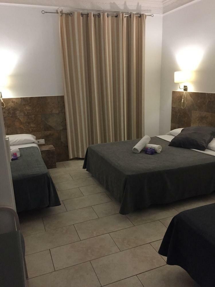Hostal Martinval