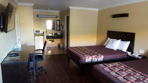 Motel Americas Best Value Astoria Inn & Suites