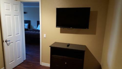 Motel Americas Best Value Astoria Inn & Suites