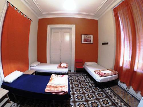 Hostal Barcelona 4 Fun Hostel