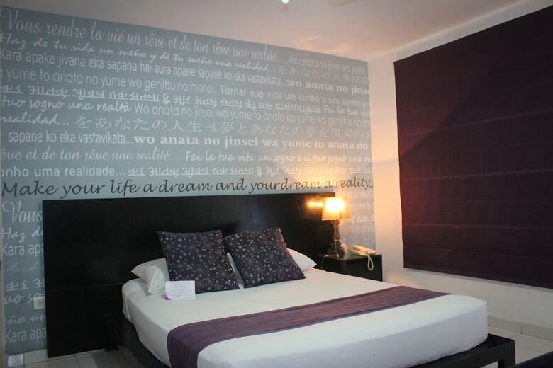 Hotel Casa Nova Merida